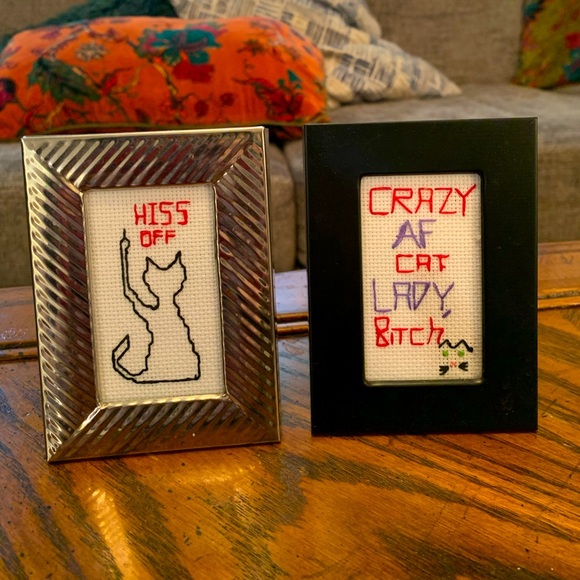 Handmade Cat Embroidery With Frames - Picture 3 of 6